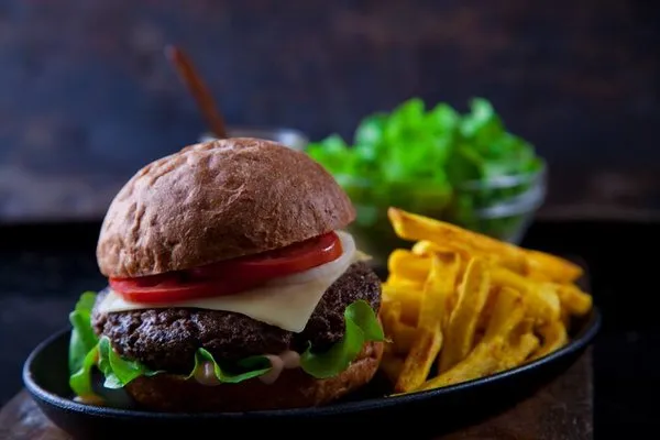 Athletic Beef Burger - Diet House